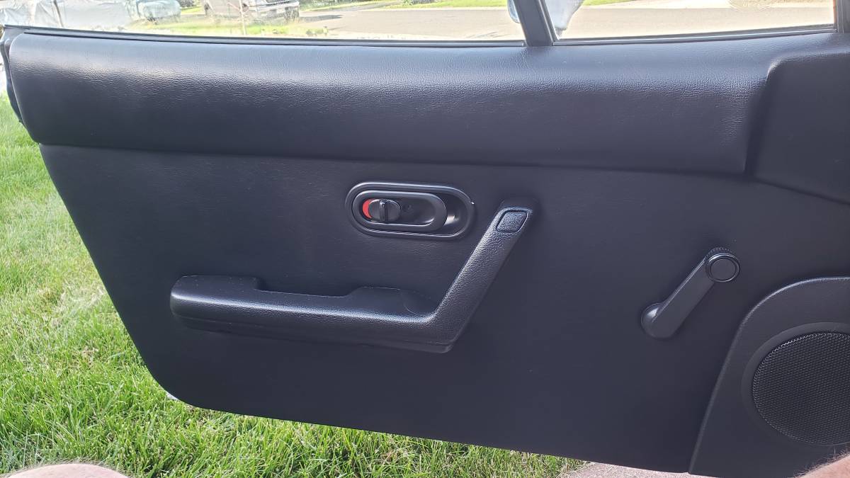 Mazda-Miata-1990-silver-21