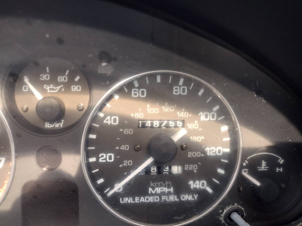 Mazda-Miata-1990-white-5