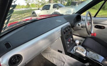 Mazda-Miata-1992-32