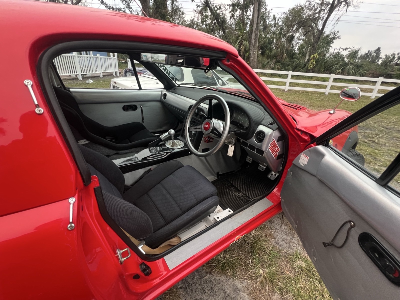 Mazda-Miata-1992-34