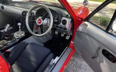 Mazda-Miata-1992-36