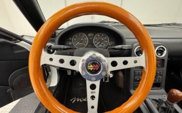 Mazda-Miata-1992-Crystal-White-Black-12