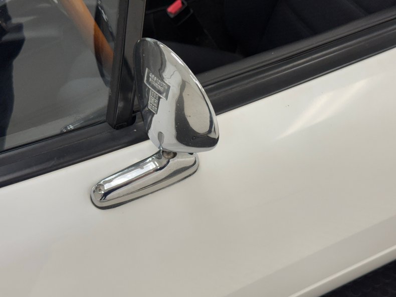Mazda-Miata-1992-Crystal-White-Black-18