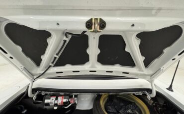 Mazda-Miata-1992-Crystal-White-Black-19