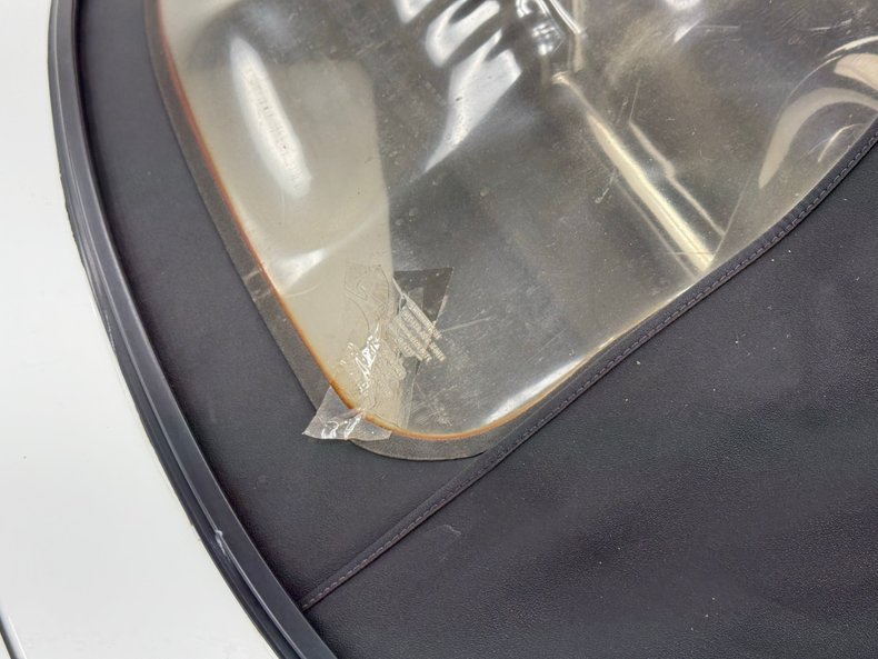 Mazda-Miata-1992-Crystal-White-Black-30
