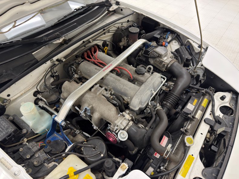 Mazda-Miata-1992-Crystal-White-Black-35