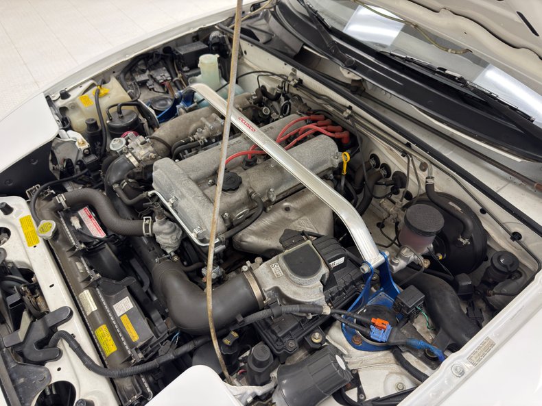 Mazda-Miata-1992-Crystal-White-Black-37