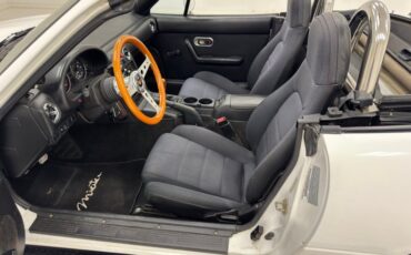 Mazda-Miata-1992-Crystal-White-Black-44