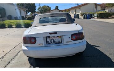 Mazda-Miata-1994-White-Black-4