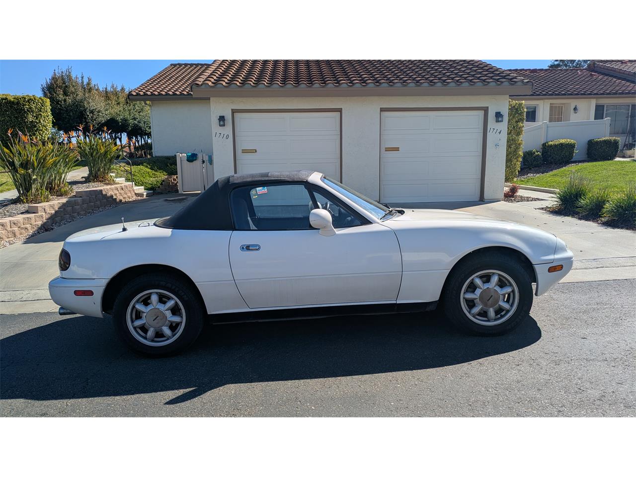 Mazda-Miata-1994-White-Black-6
