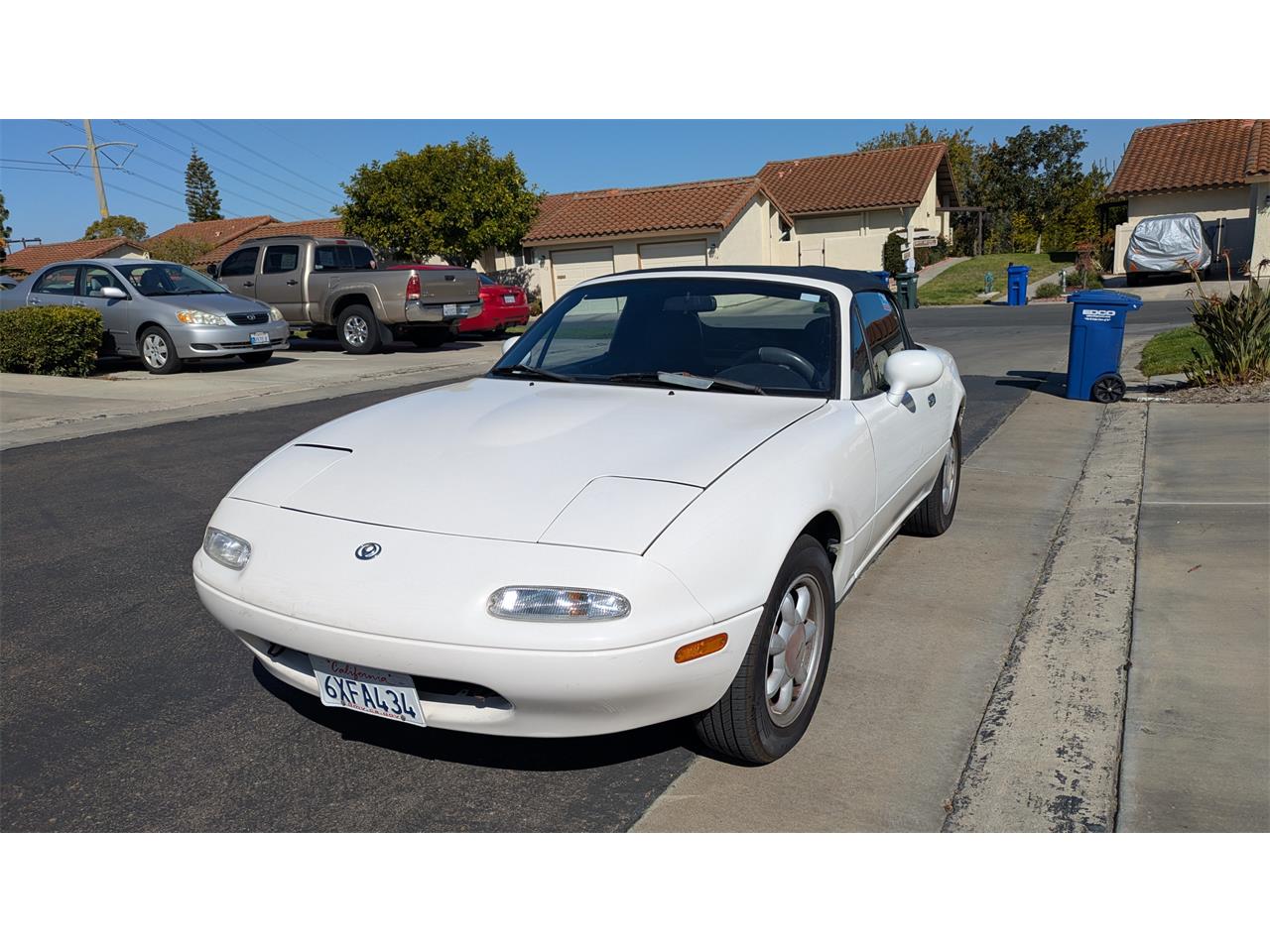 Mazda-Miata-1994-White-Black