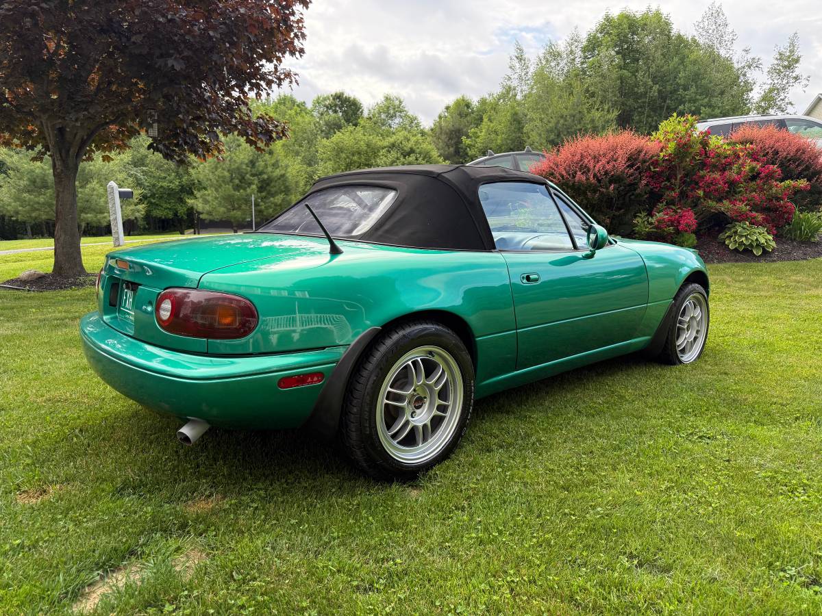 Mazda-Miata-convertible-1992-green-1