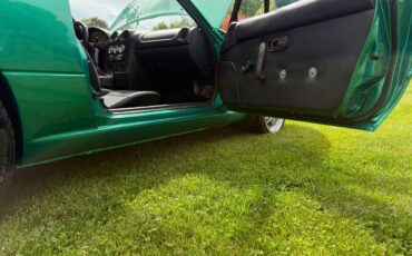 Mazda-Miata-convertible-1992-green-18