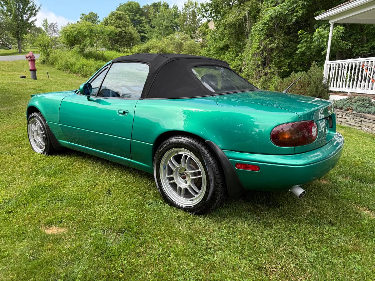 Mazda-Miata-convertible-1992-green-4