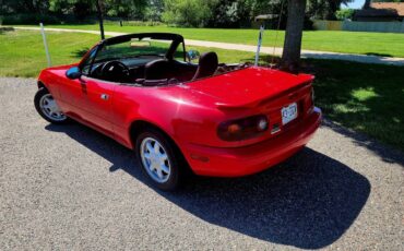 Mazda-Miata-mx-5-1990-red-3