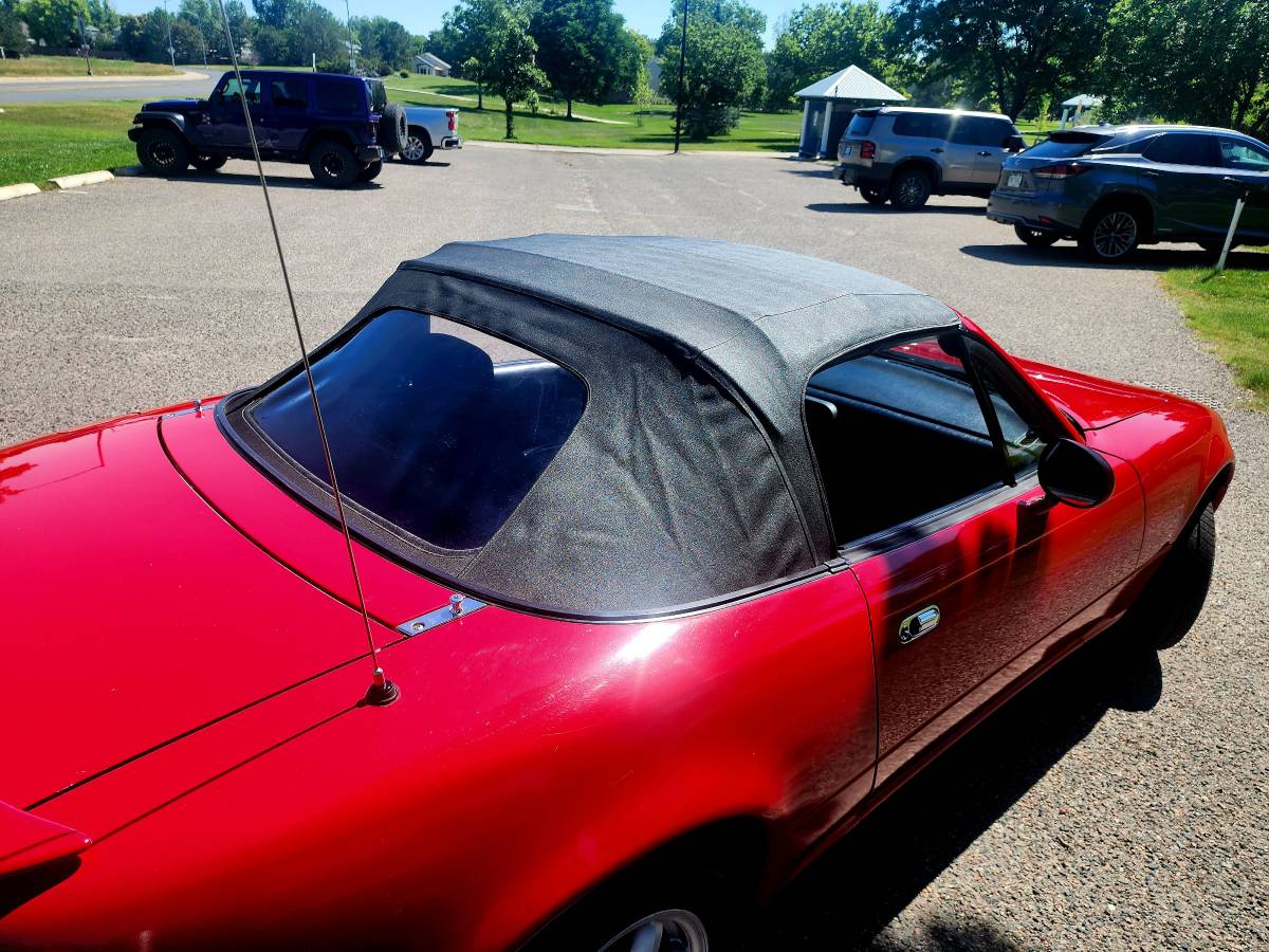 Mazda-Miata-mx-5-1990-red-7