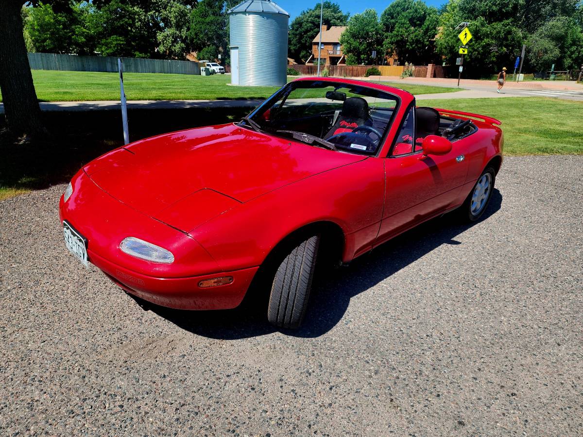 Mazda-Miata-mx-5-1990-red