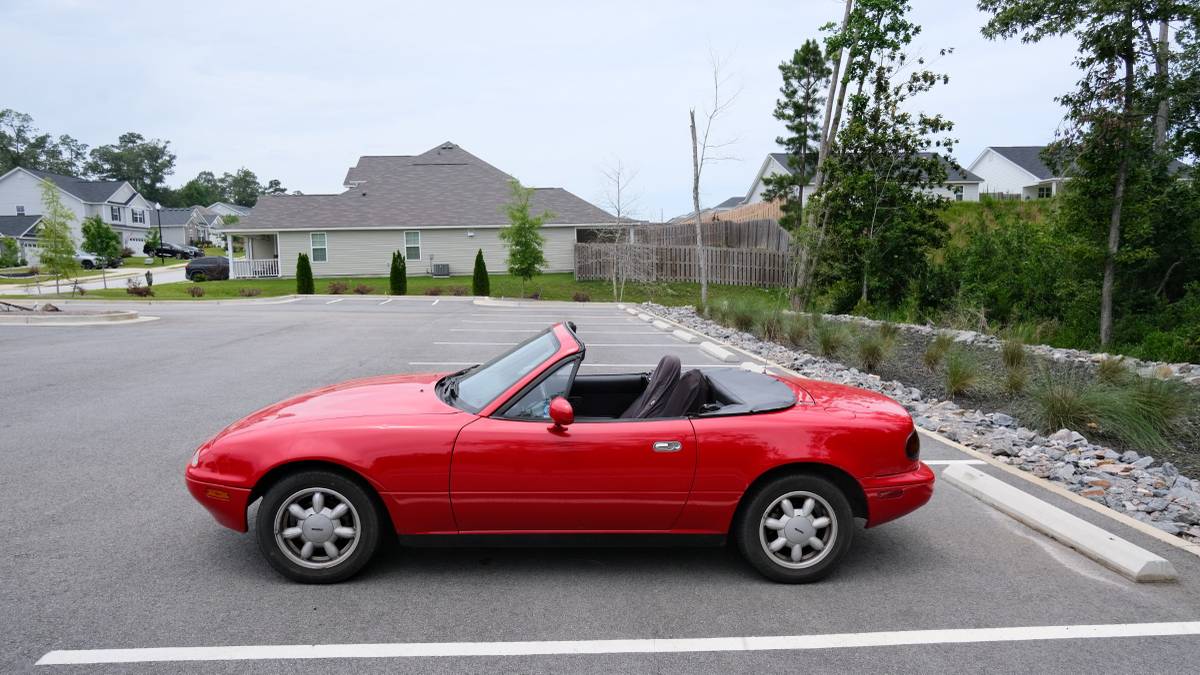 Mazda-Mx-5-coupe-1990-red-1