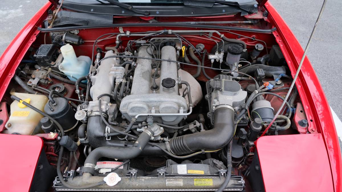 Mazda-Mx-5-coupe-1990-red-15