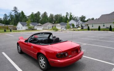 Mazda-Mx-5-coupe-1990-red-19