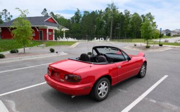 Mazda-Mx-5-coupe-1990-red-21