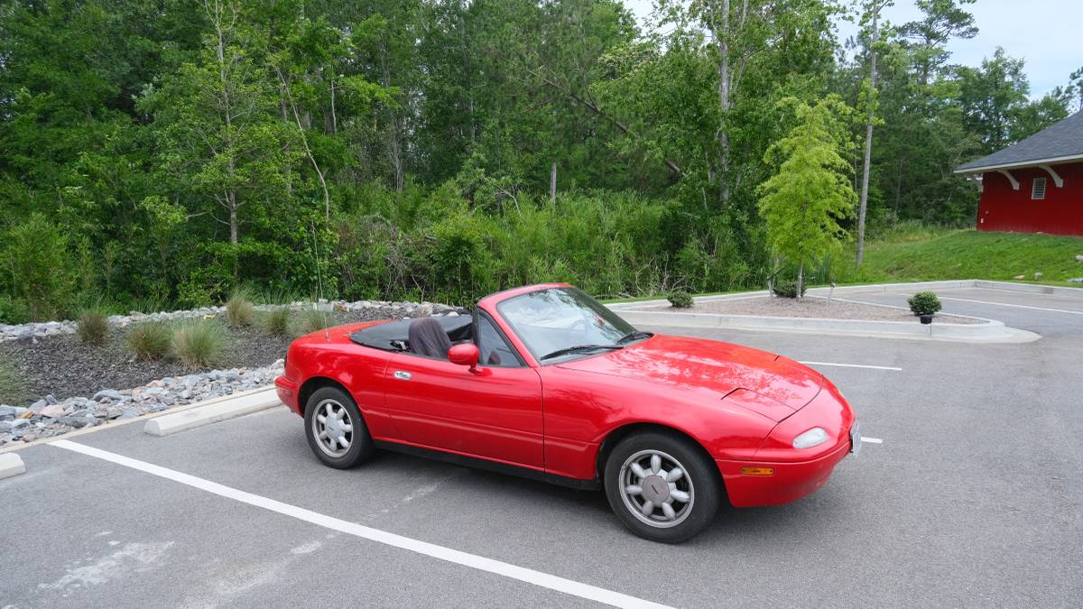 Mazda-Mx-5-coupe-1990-red-3