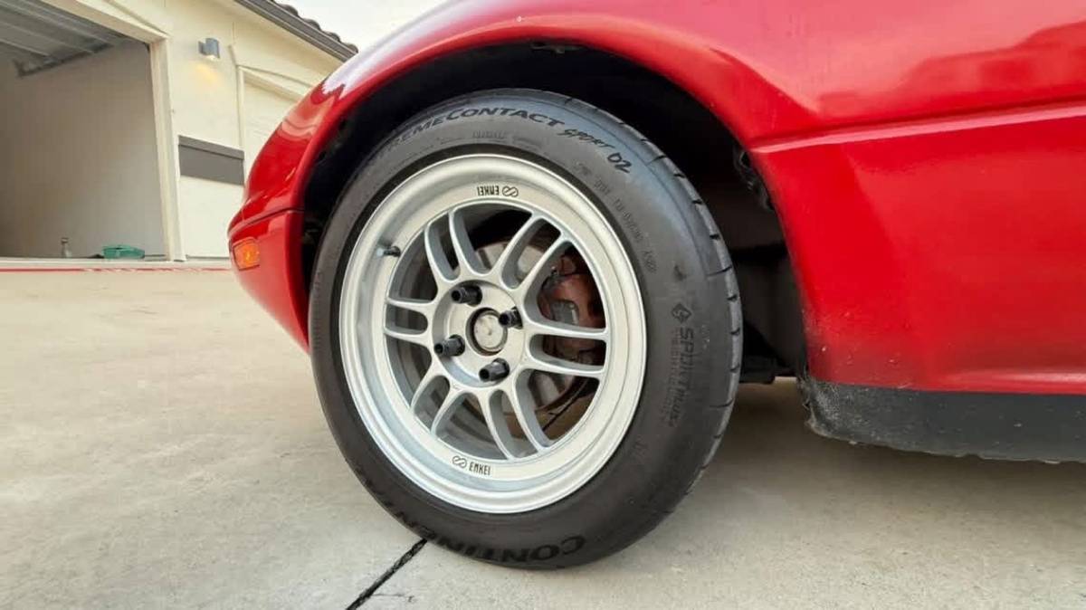 Mazda-Mx5-miata-1992-red-2