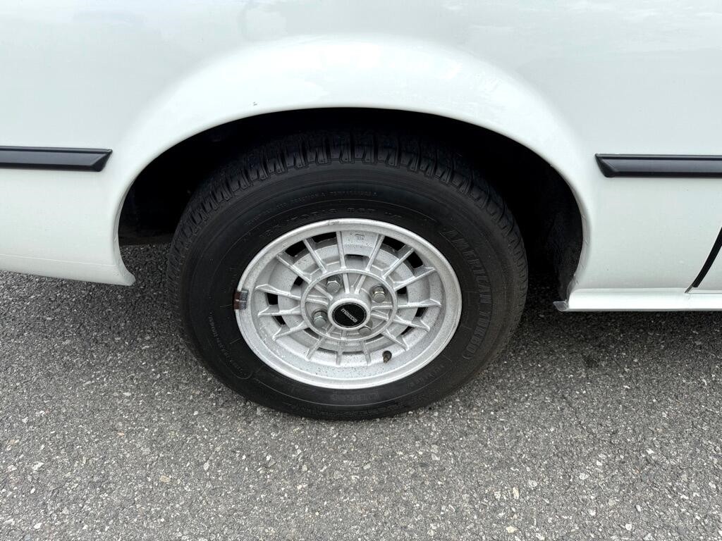 Mazda-RX-7-1979-Coupe-11