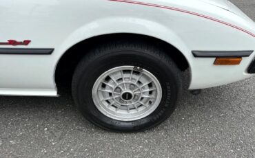 Mazda-RX-7-1979-Coupe-12