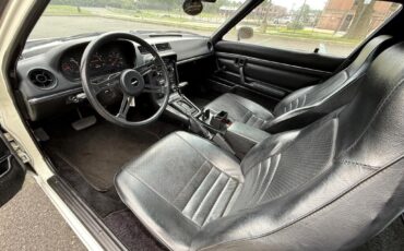 Mazda-RX-7-1979-Coupe-22