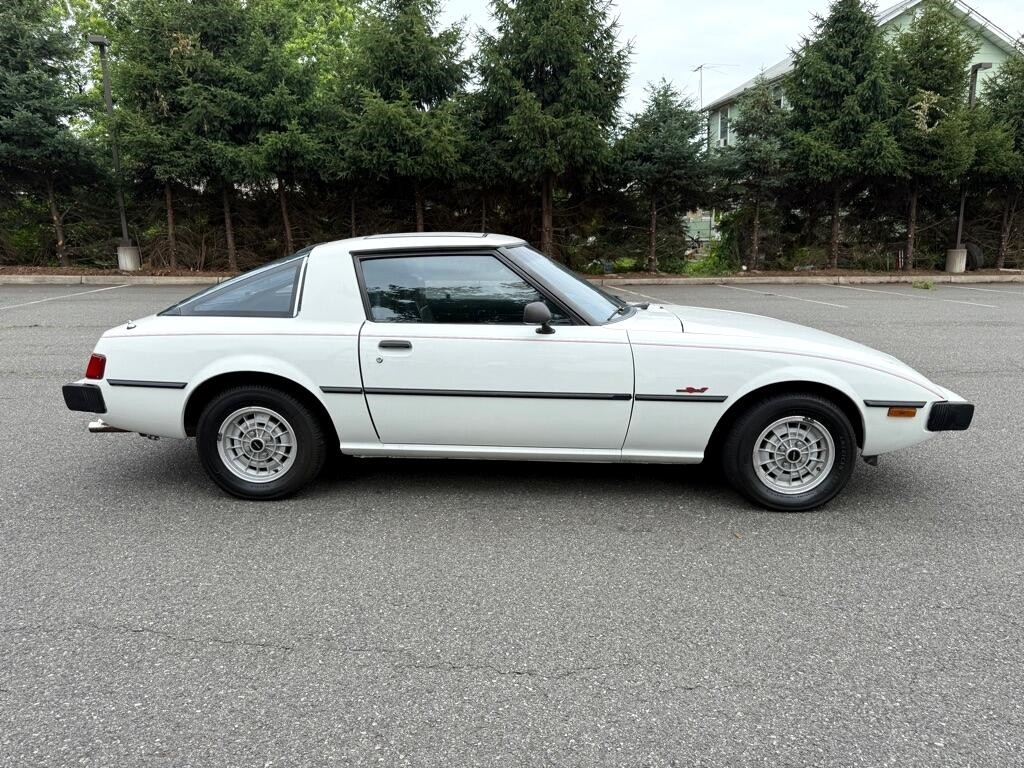 Mazda-RX-7-1979-Coupe-3