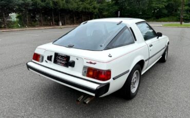 Mazda-RX-7-1979-Coupe-4