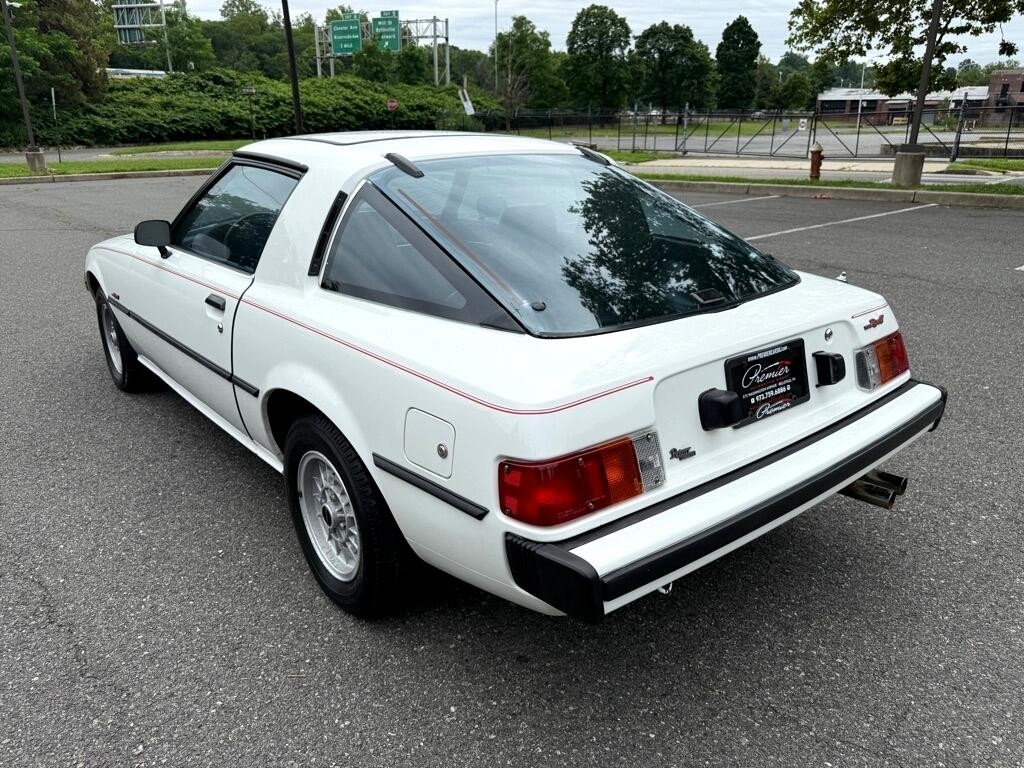 Mazda-RX-7-1979-Coupe-6