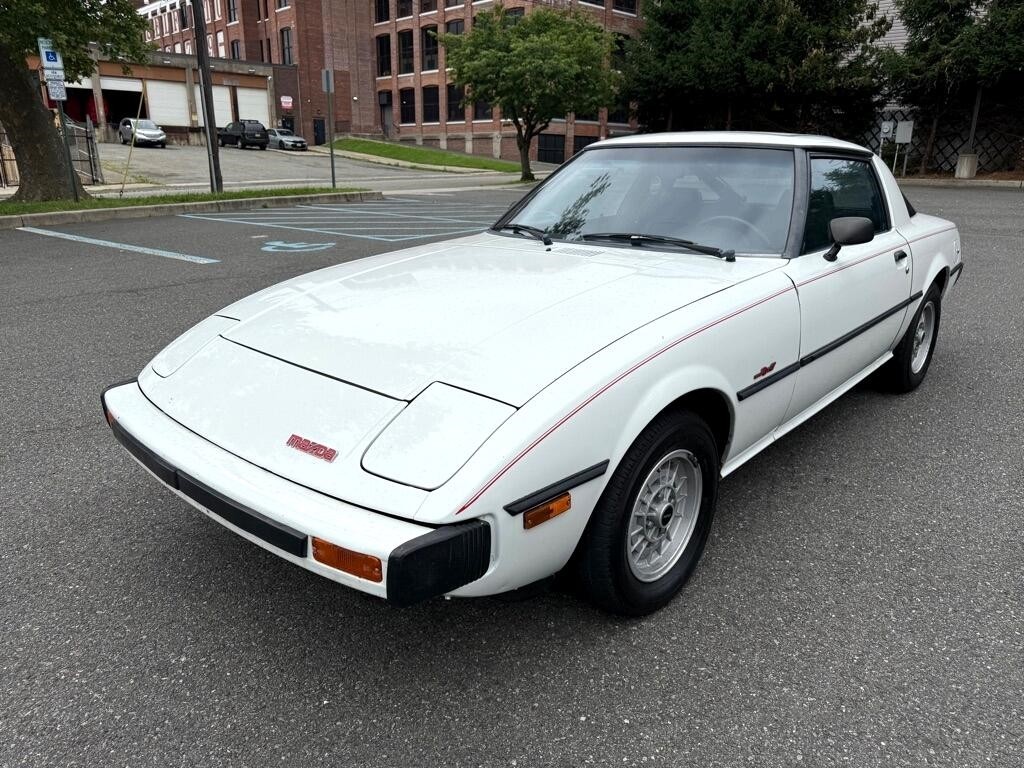 Mazda-RX-7-1979-Coupe-8