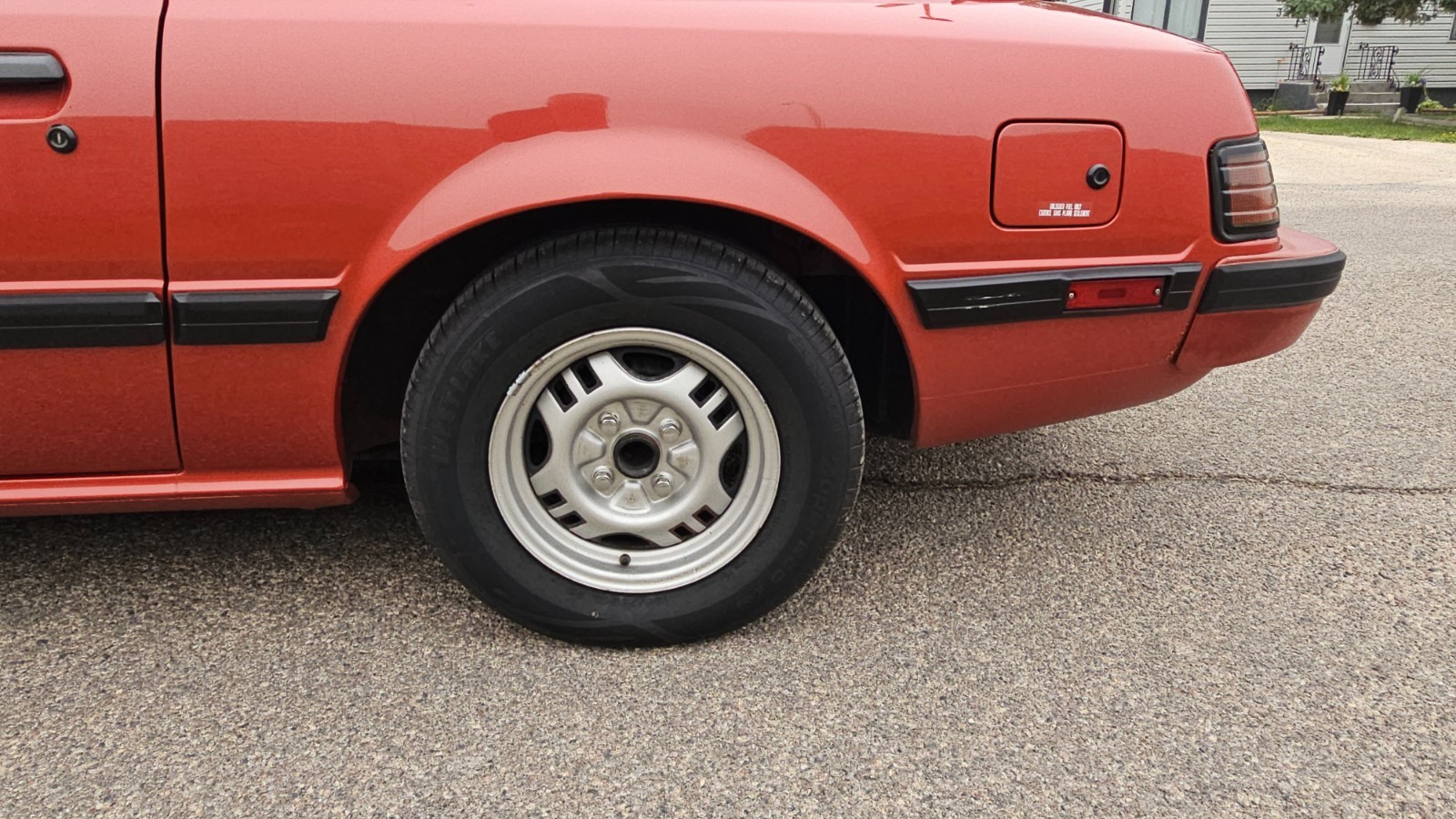 Mazda-RX-7-1982-Coupe-10