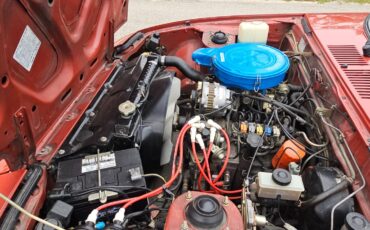 Mazda-RX-7-1982-Coupe-14