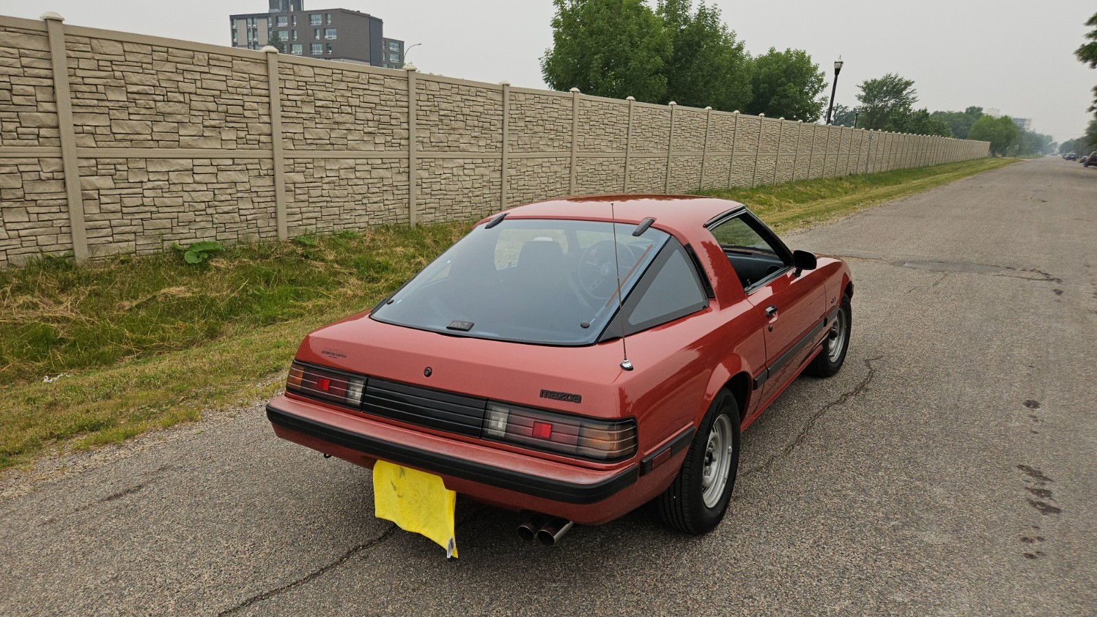 Mazda-RX-7-1982-Coupe-4