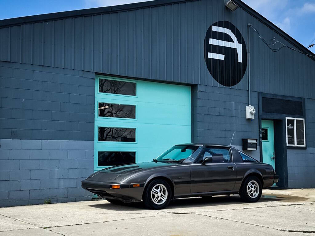 Mazda-RX-7-1985-Hatchback-1