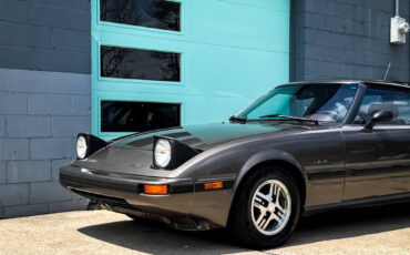 Mazda-RX-7-1985-Hatchback-10