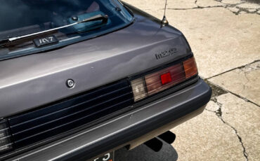 Mazda-RX-7-1985-Hatchback-20