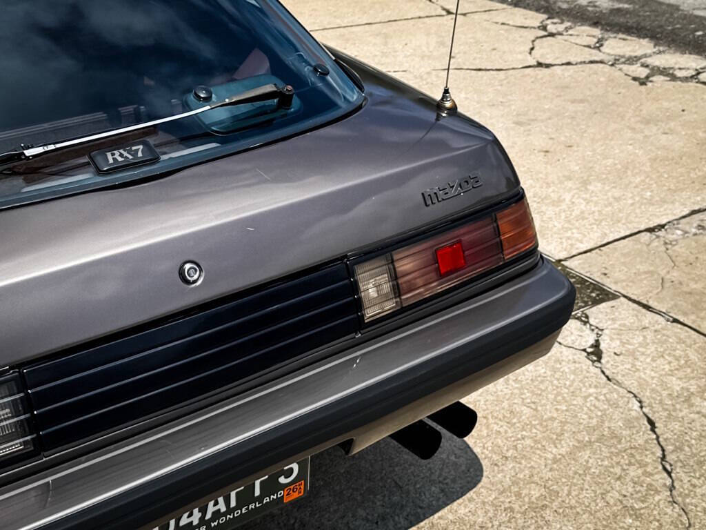 Mazda-RX-7-1985-Hatchback-20