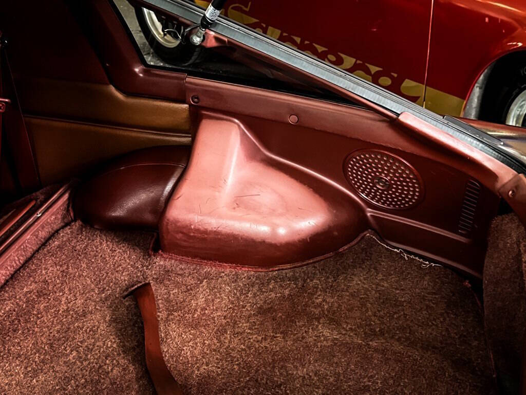 Mazda-RX-7-1985-Hatchback-33