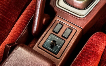 Mazda-RX-7-1985-Hatchback-38