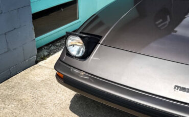 Mazda-RX-7-1985-Hatchback-8