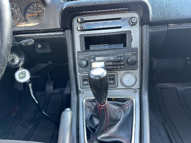 Mazda-Rx-7-1980-12