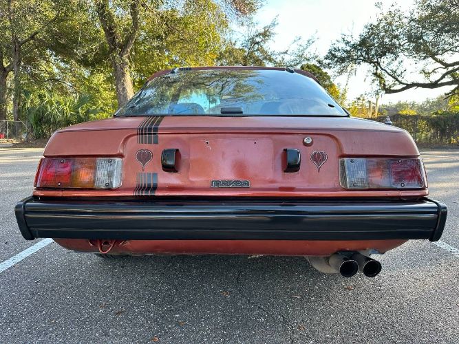 Mazda-Rx-7-1980-17