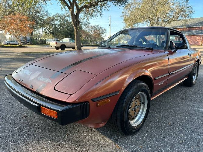 Mazda-Rx-7-1980-23