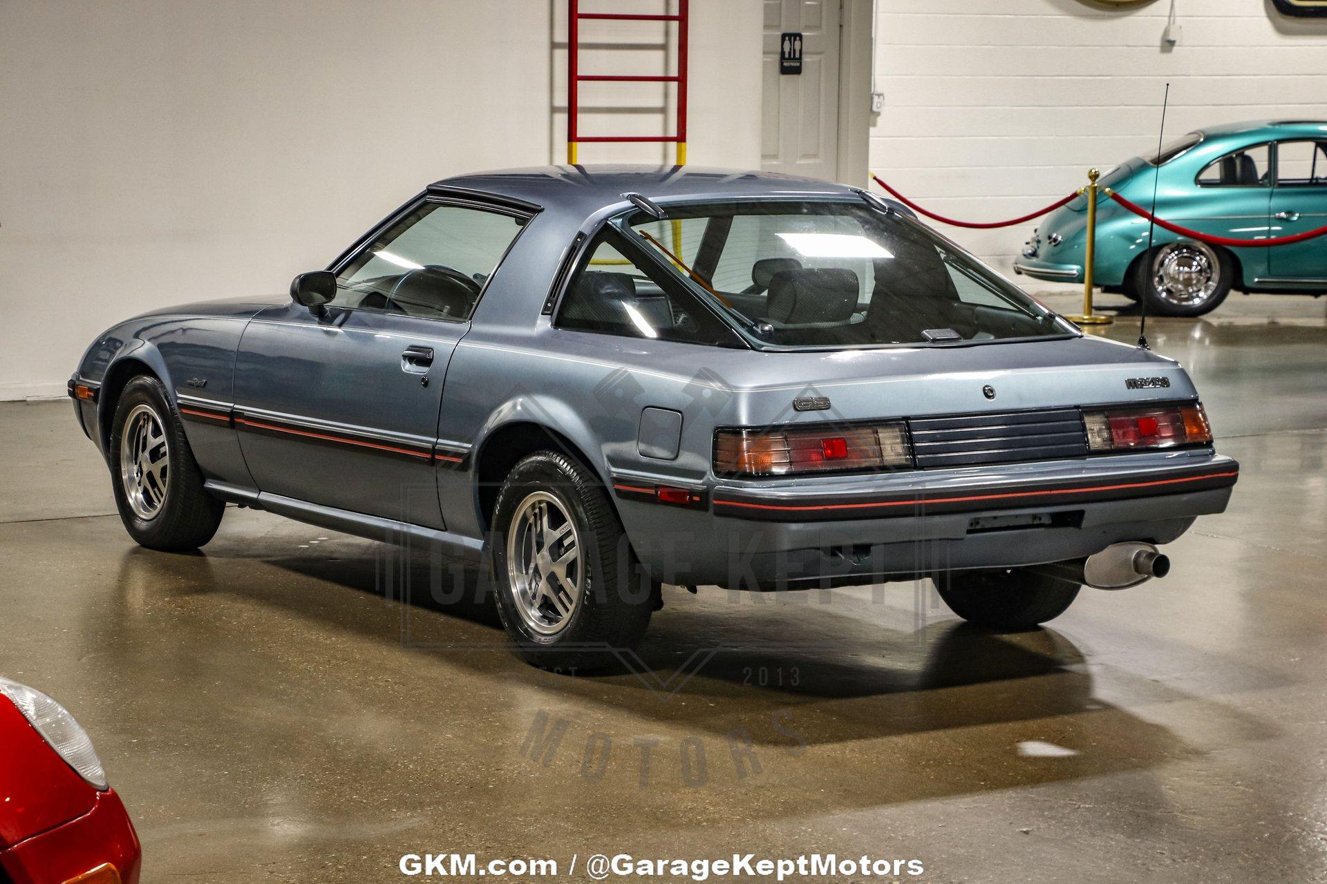 Mazda-Rx-7-1985-Blue-Gray-12