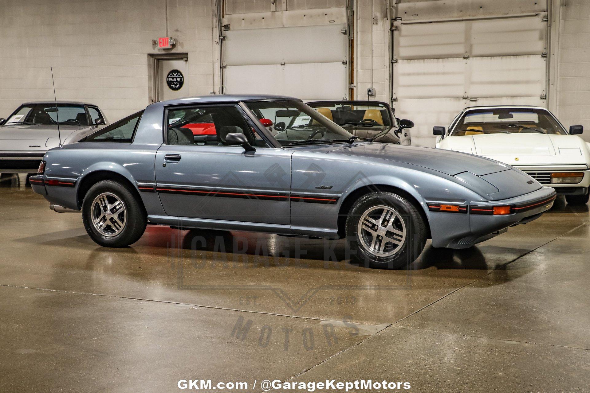 Mazda-Rx-7-1985-Blue-Gray-17
