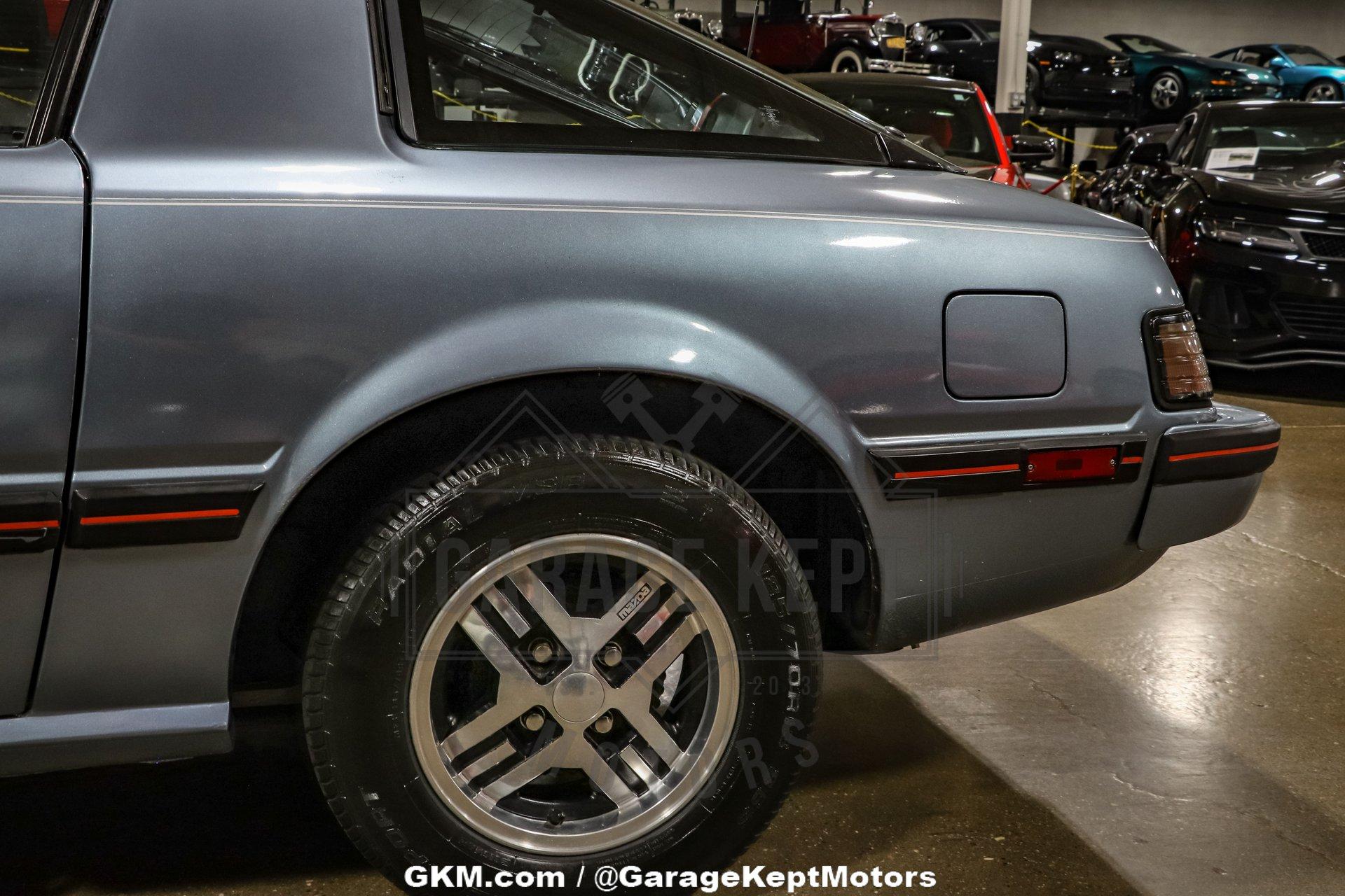 Mazda-Rx-7-1985-Blue-Gray-40
